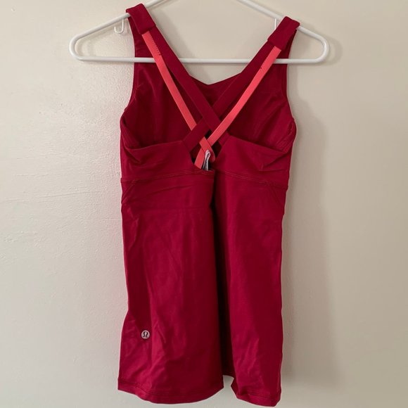 NWOT! Lululemon Red Athletic Tank Size 6 - Picture 4 of 6